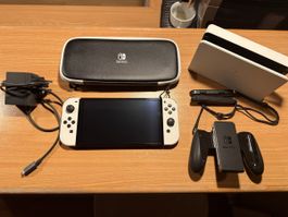 Nintendo Switch Oled CFW u sechs Spielen und 140.00 Guthaben