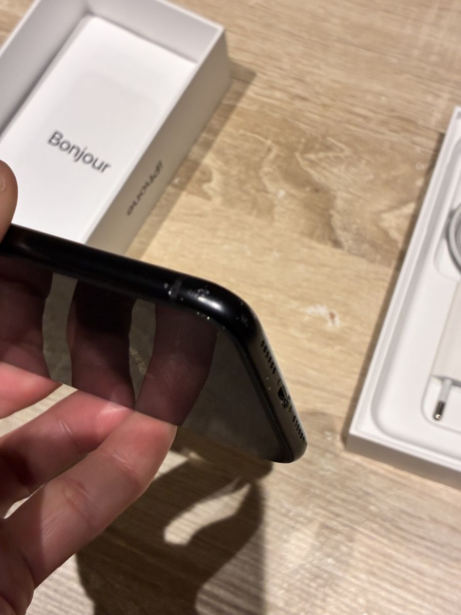 Apple Portables: iPhone XR 64 GB – D'occasion à Zürich par adi_cmq6 3