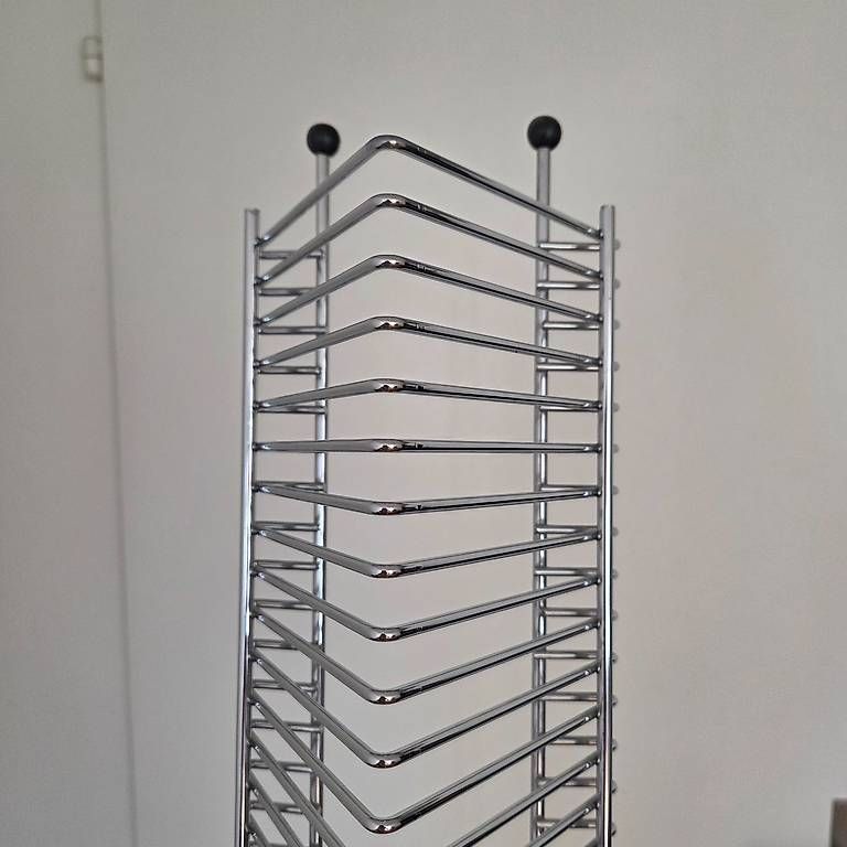 Racks & Supports: CD-Ständer/-Regal Metall verchromt – D'occasion à Zug par Sunshine_113 2