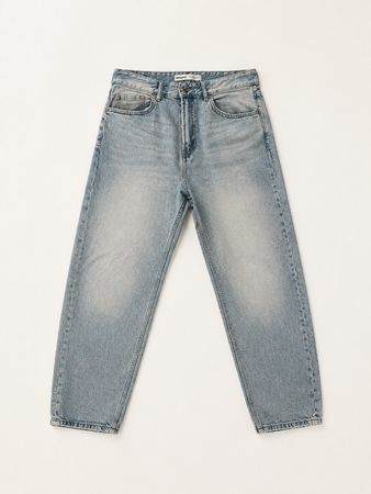Jean Bershka bleu clair délavé – coupe droite / loose
