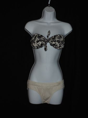 maillots de bain noir et blanc