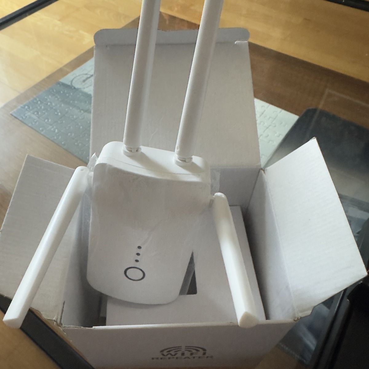 Wlan: WIFI REPEATER Wi-Fi Extender OVP – Neu (gemäss Beschreibung) aus Emmenbrücke von Poke-Gengar 1