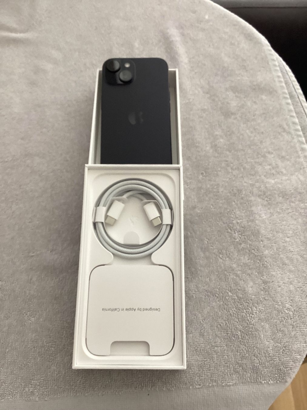 Apple Handys / Smartphones: Apple iPhone 15 128 GB, Black, noch neu – Neu (gemäss Beschreibung) aus Affoltern am Albis von Sspiridon 6