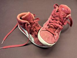 PUMA Sneaker Gr. 33
