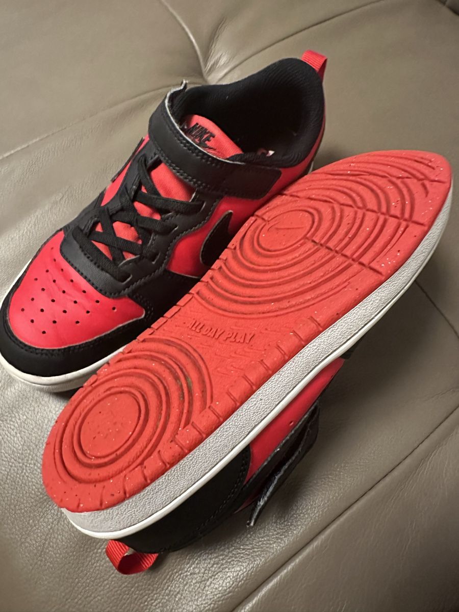 Nike Scarpe per ragazzi: Nike Schuhe 34 – Usato da Zürich venduto da ege_2ghf 2