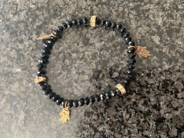 Armbänder & -reifen: Ramadan Armband mit Glitzersteinchen Fatima Hand – Neu und originalverpackt aus Beromünster von msklef