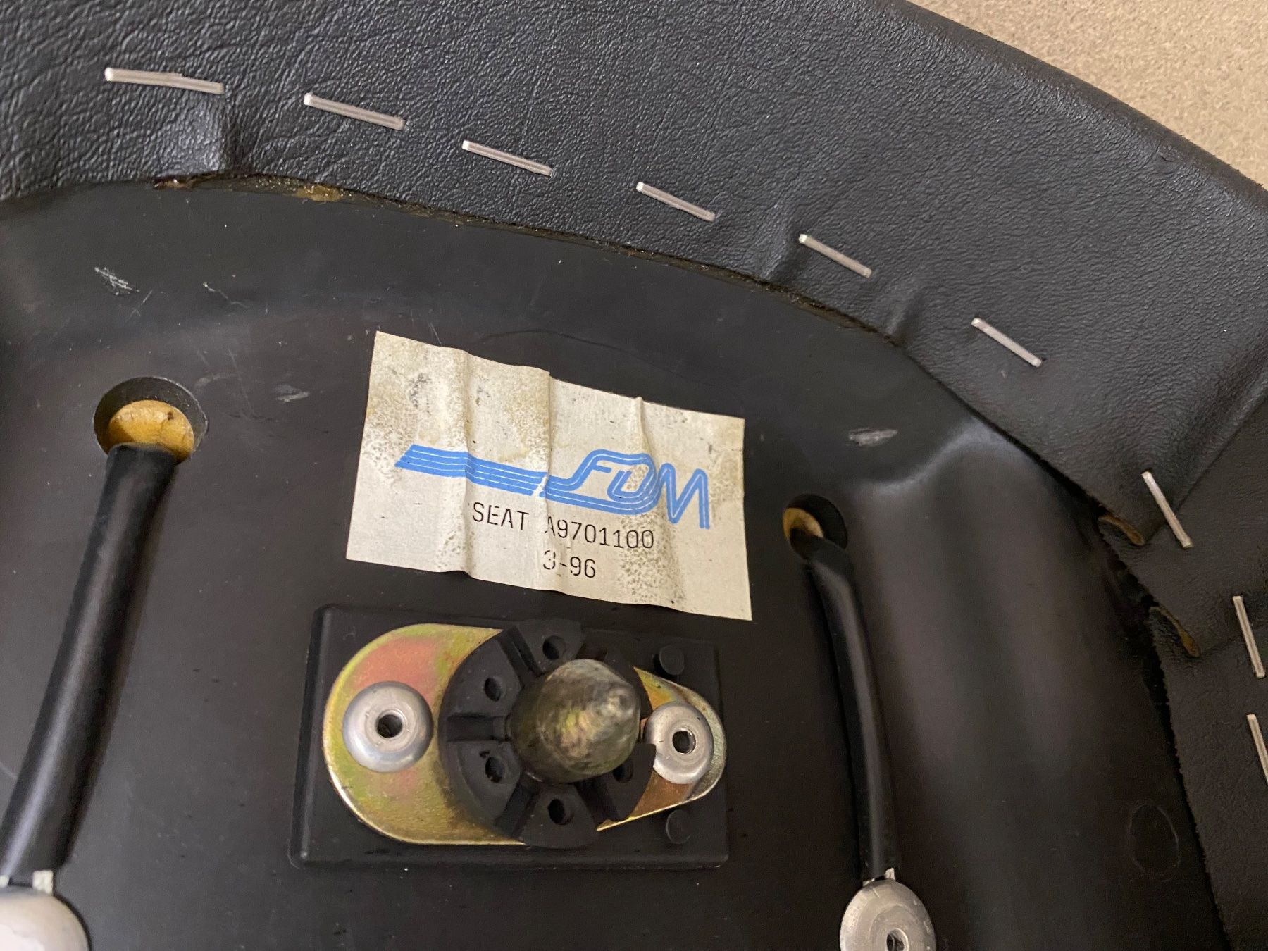 Triumph Tutti i ricambio per moto: Triumph Thunderbird Zubehör: Windschild, Sitz & Satteltasche – Usato da Winterthur venduto da livianina 2