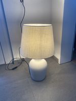 Tischlampe Betonoptik mit Stoffschirm sandfarben