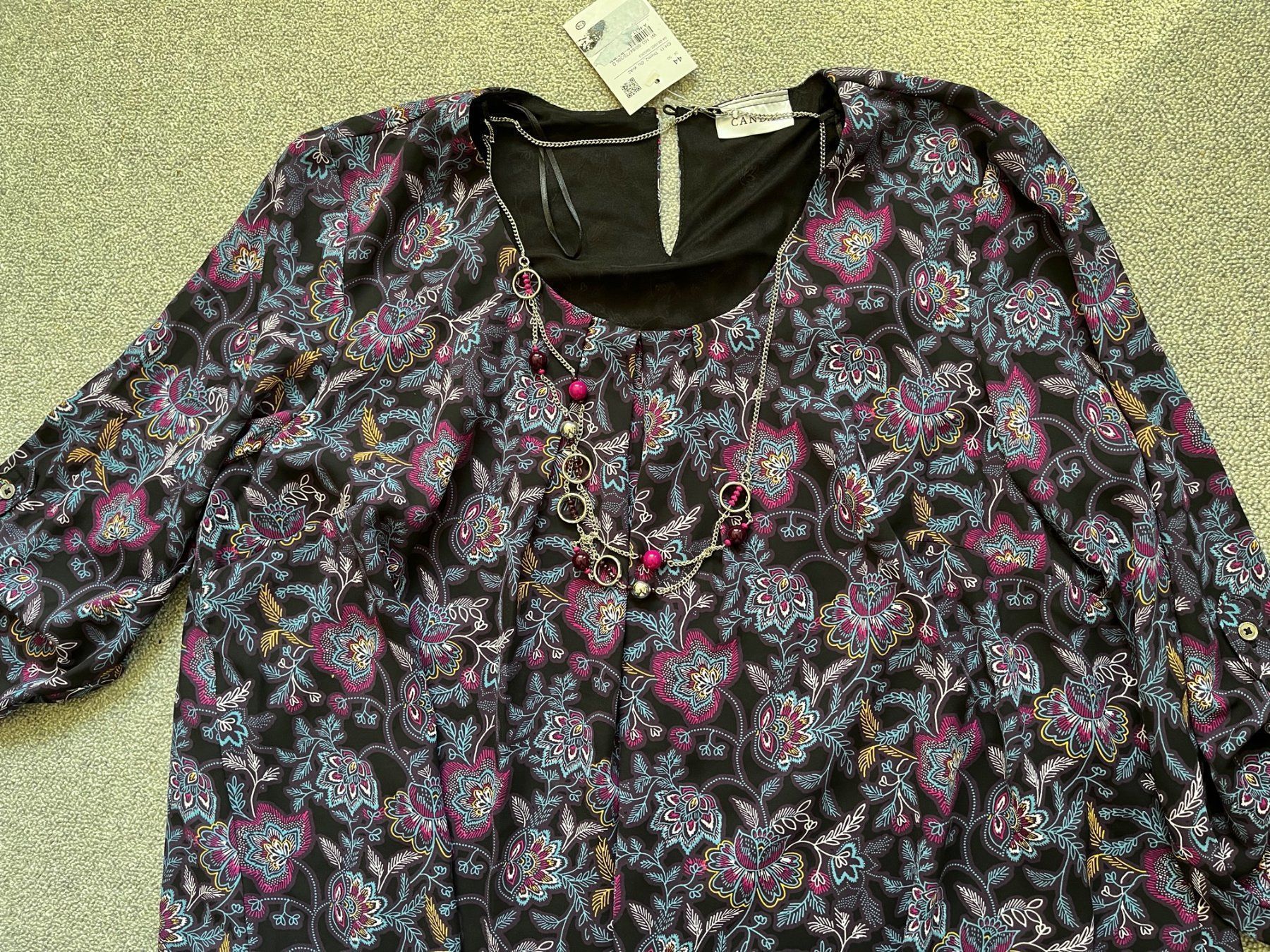 C&A Camicette: Festliche Bluse Gr 44. Fabrikneu – Nuovo e nell'imballaggio originale da Rekingen AG venduto da Barmaleus 1
