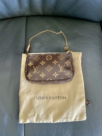 Louis Vuitton Mini Pochette Accessoires
