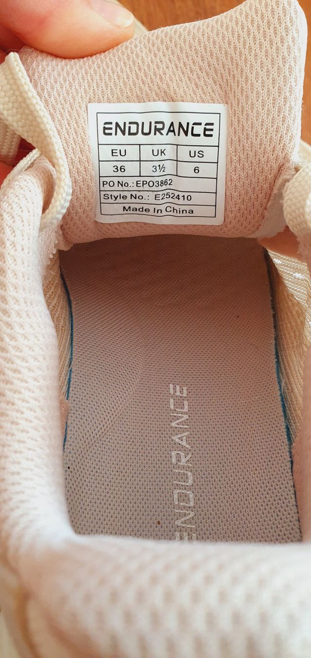 Scarpe da donna: Endurance Schuhe Sneakers Grösse 36 beige – Usato da Stansstad venduto da InStyle8 6