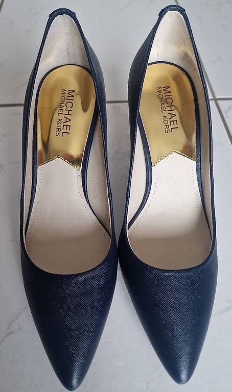 Michael Kors Damenschuhe: Michael Kors Pumps – Neu (gemäss Beschreibung) aus Lausen von Joli-80