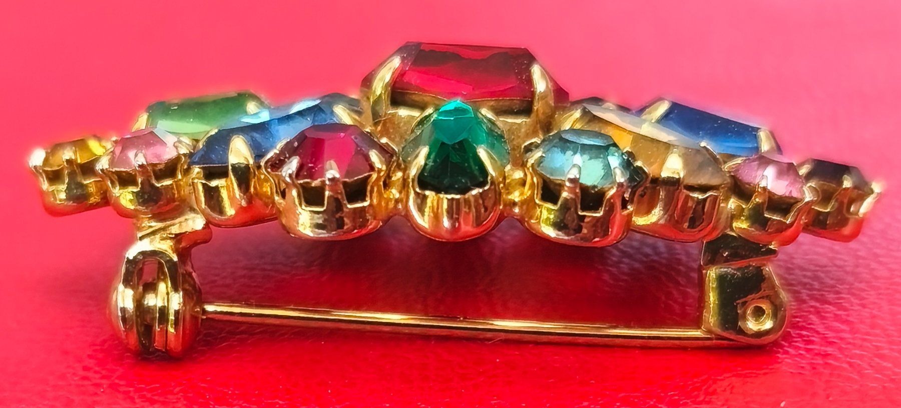 Broschen & Nadeln: Brosche mit Glassteinen Modeschmuck, fairer Versand – Gebraucht aus Zürich von Tanteemma369 5