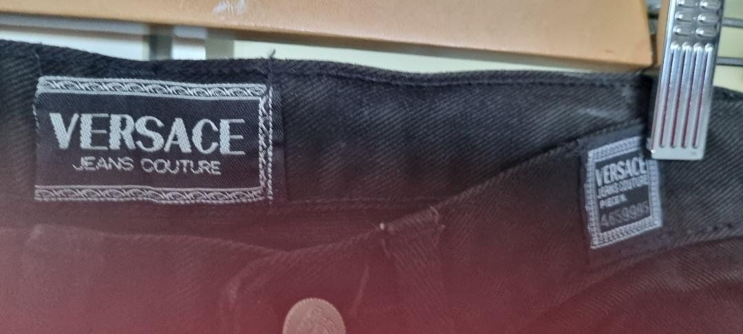 Versace Jeans: jeans noir VERSACE T 36cm x 2 – Nuovo (secondo la descrizione) da Tolochenaz venduto da nieeva 4