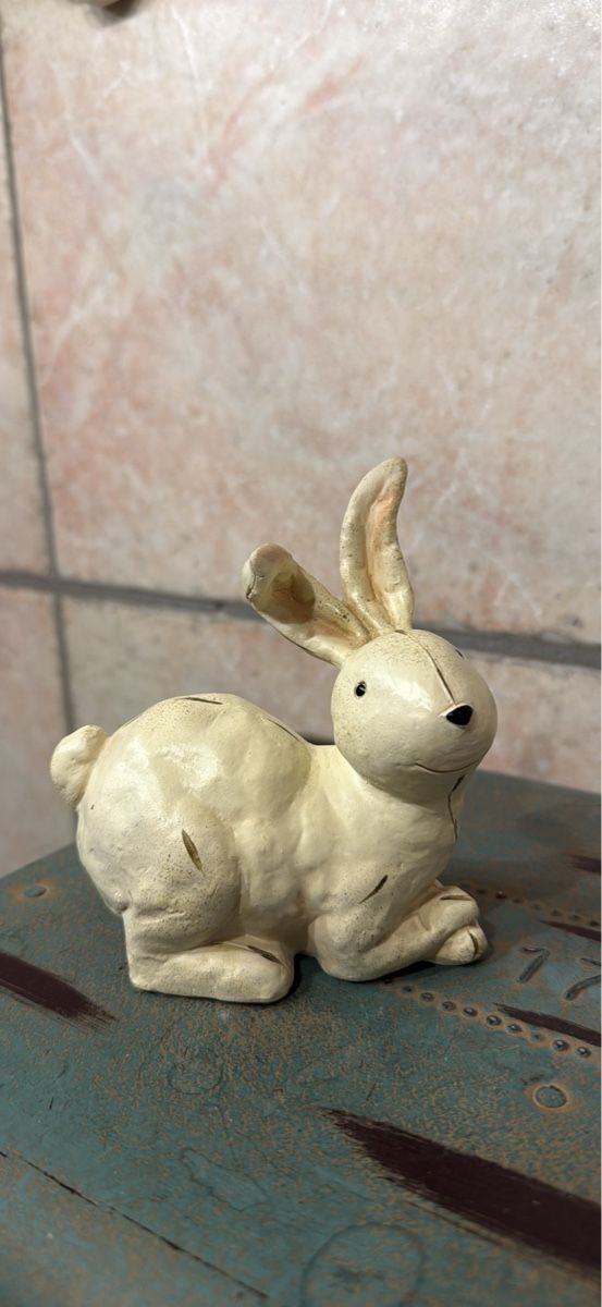 Statuette: Deko Hase 🐰  – Usato da Schaffhausen venduto da Ibag