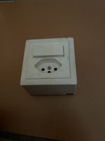 Schalter & Steckdose AP Hager