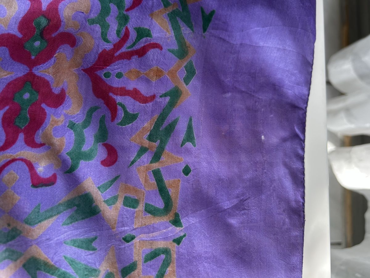 Foulards & écharpes: Silk Scarf Purple Floral Print – D'occasion à Saland par ele_vc96 2