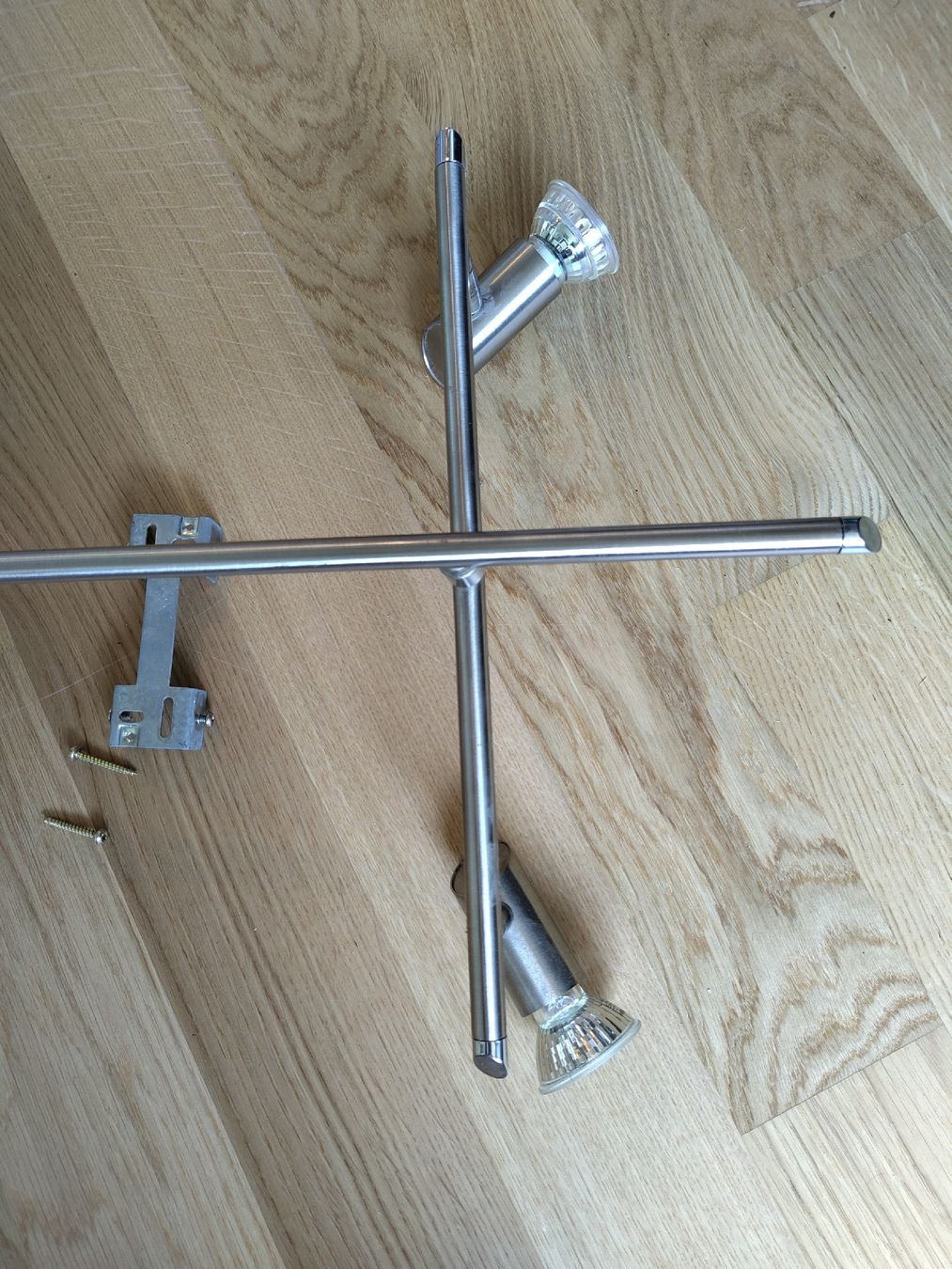 Lampadari & plafoniere: Deckenlampe mit 4 Strahlern, Chrom-Optik – Usato da Liebefeld venduto da sam_7vm2 1