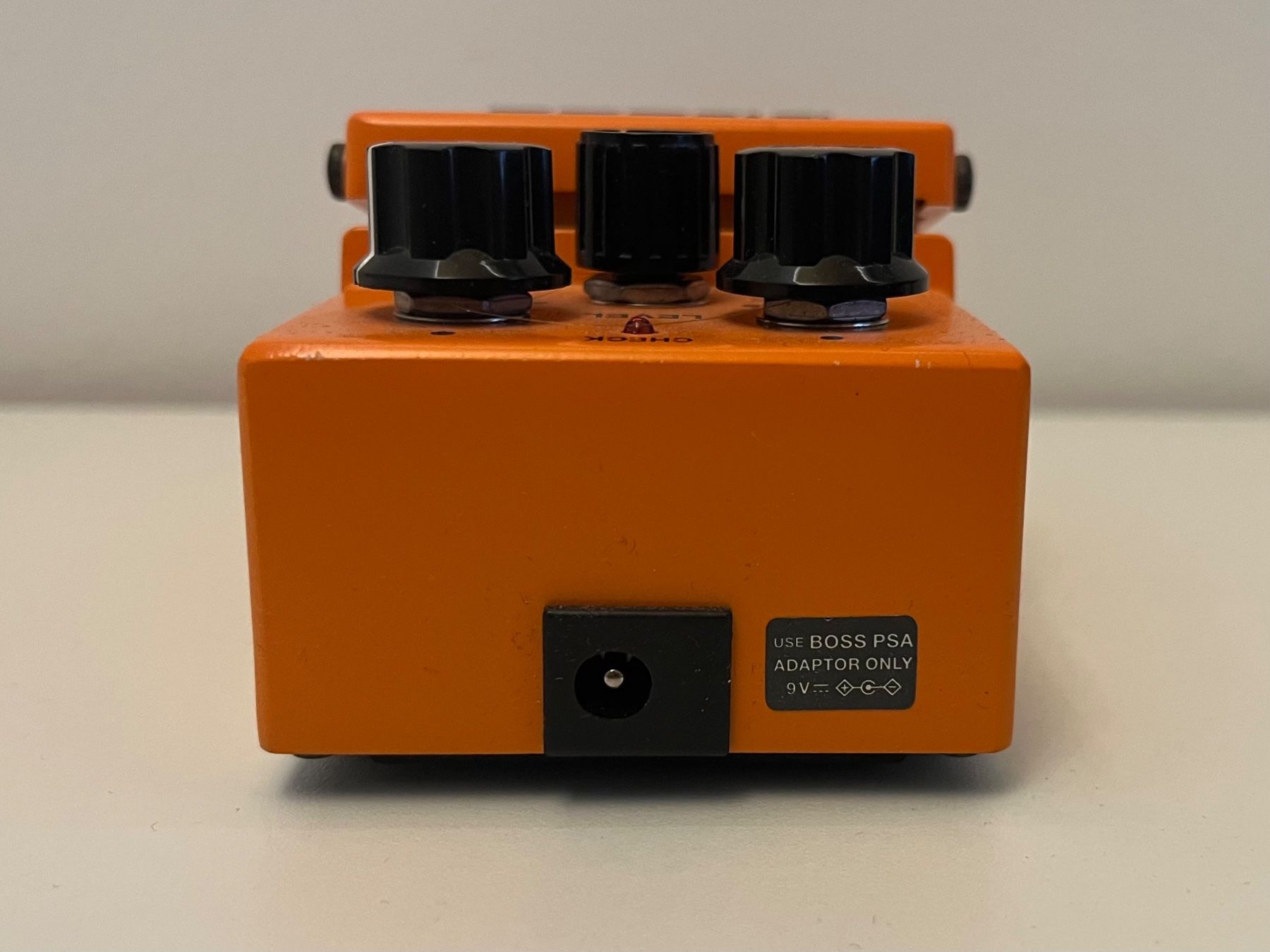 Boss Musikinstrumente: Boss DS-1 Distortion Pedal + Patch Cable – Neu (gemäss Beschreibung) aus Murten von Spaghettosaurus 1