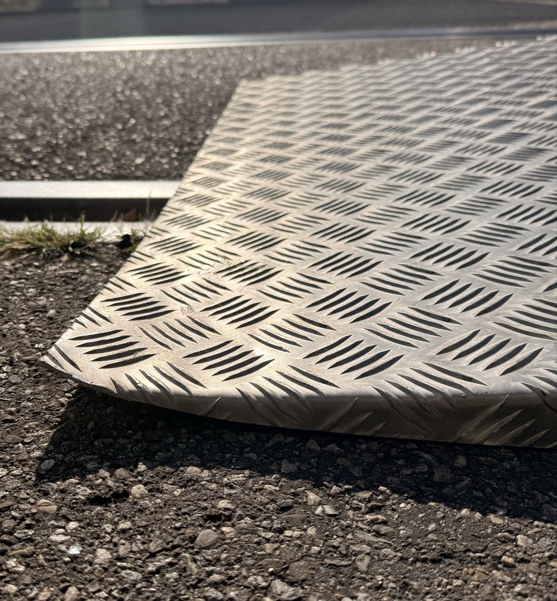 Auffahrrampen: Alu Rampe Riffelblech – Gebraucht aus Liestal von Tschopp77 4