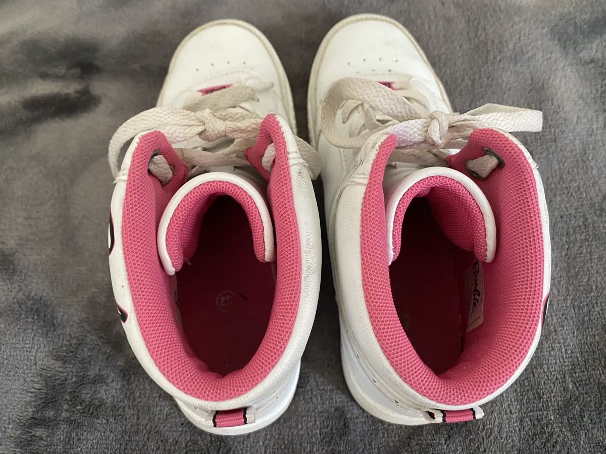 Schuhe für Mädchen: Baskets Barbie blanches roses pointure 32 – Gebraucht aus Lignières von The_assistant 5