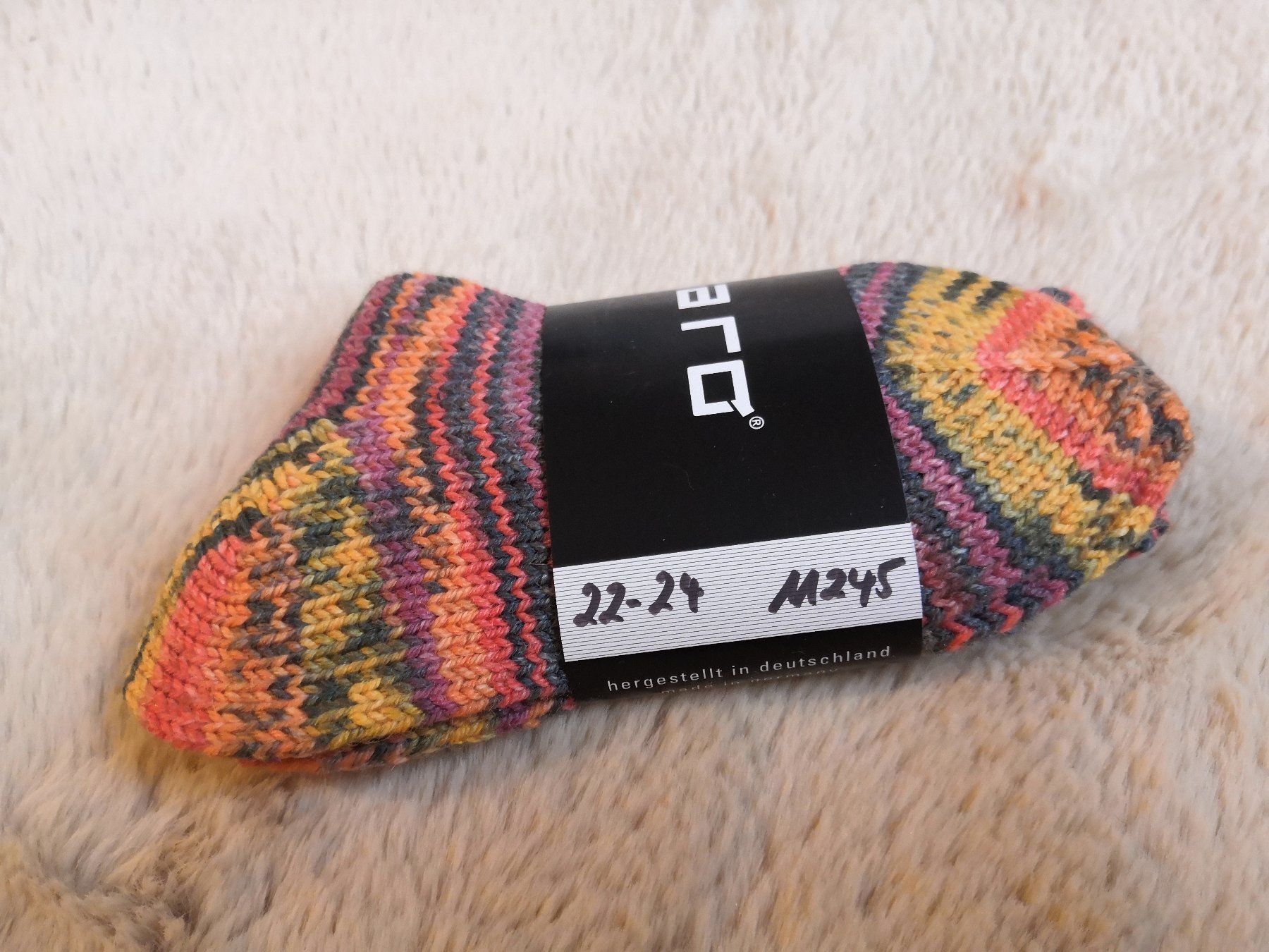 Socken für Kinder: Coole Wollsocken von MARO, Gr.22-24 – Neu und originalverpackt aus Birsfelden von Pluesser