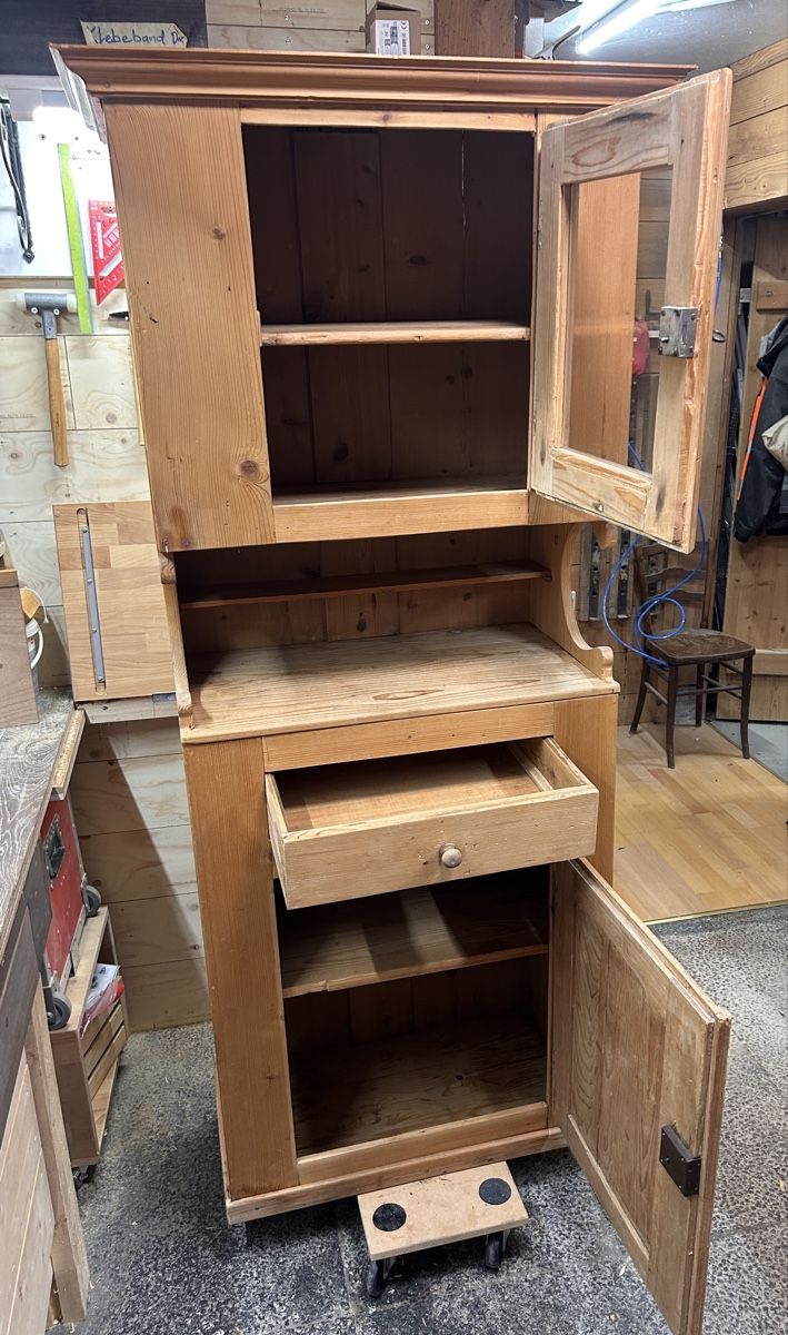 Buffets: Antikes Tannenbuffet Massivholz – D'occasion à Konolfingen par Remo90 3