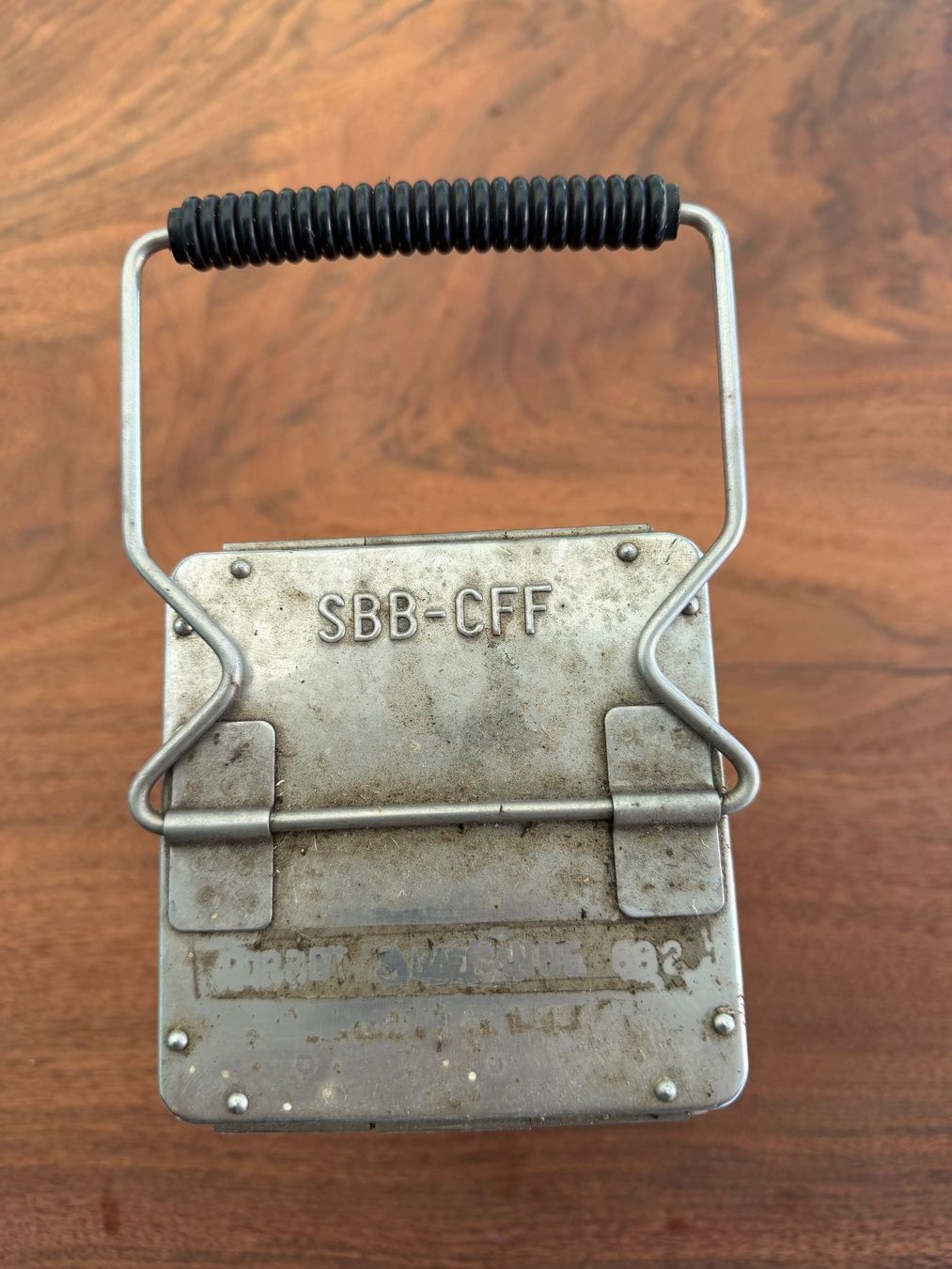 SBB/CFF/FFS Lampade: SBB-CFF-FFS Eisenbahn-Lampe Original, nicht gereinigt – Usato da Oberhasli venduto da Luckygirl0