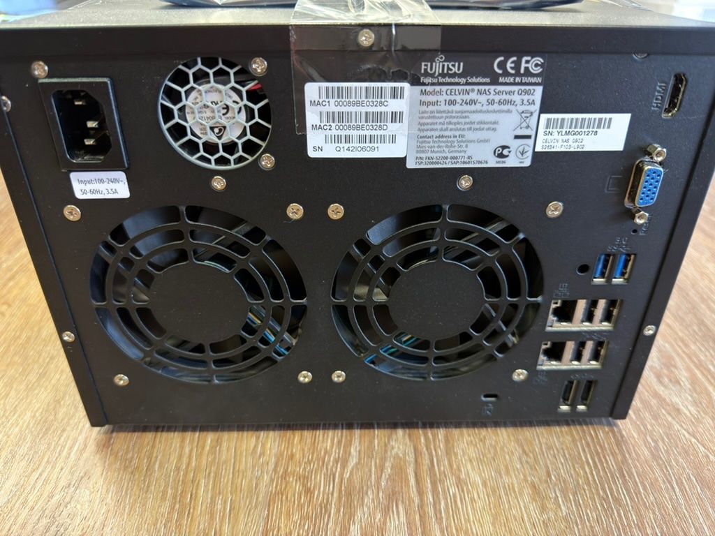 Fujitsu Server: Fujitsu CELVIN NAS Server Q902 – Usato da Pratteln venduto da HMW-Solutions 1