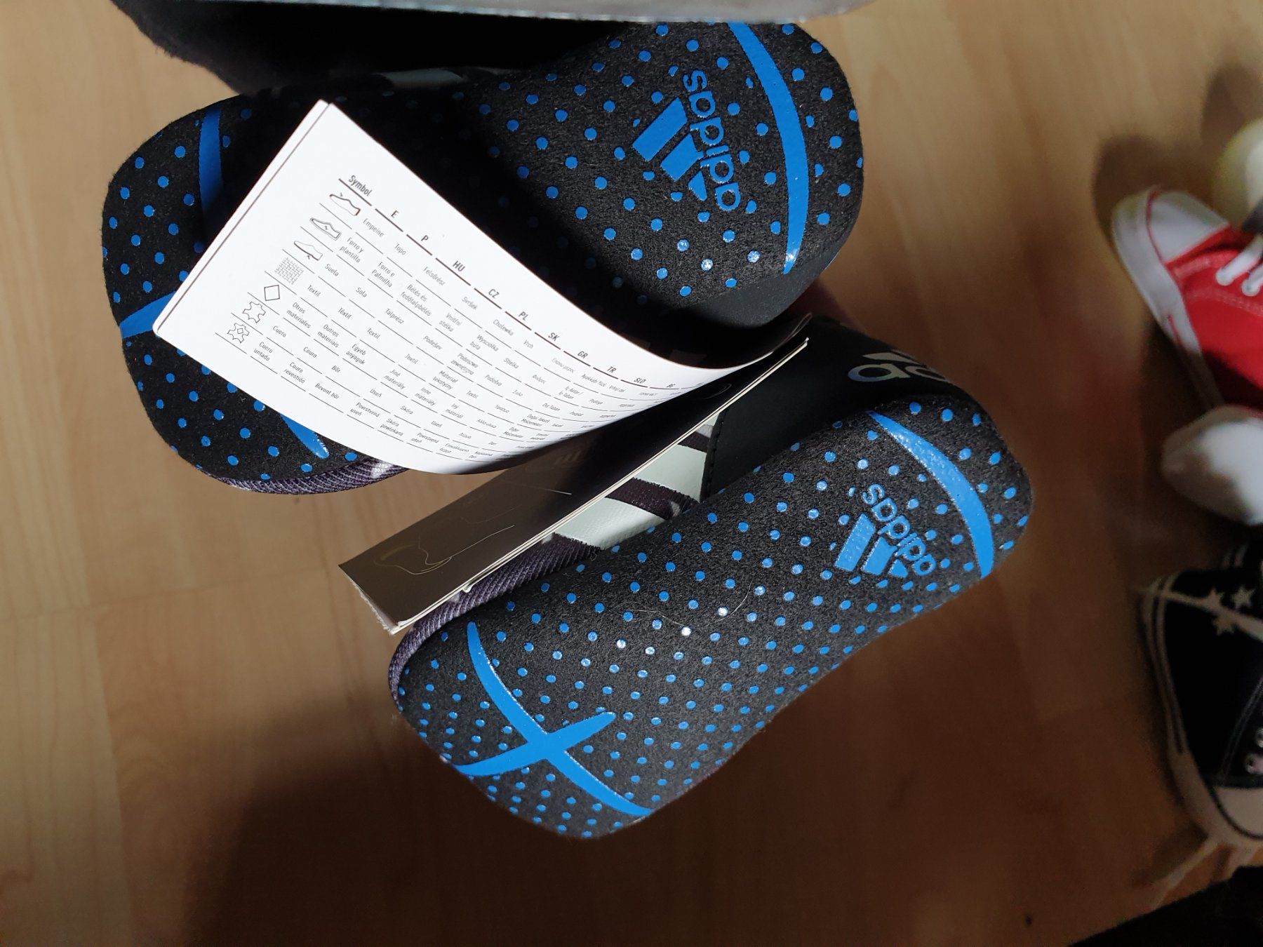 Adidas Schuhe für Jungen: Adidas Babyschuhe grösse 18 – Neu und originalverpackt aus Reutigen von Easy0807 2