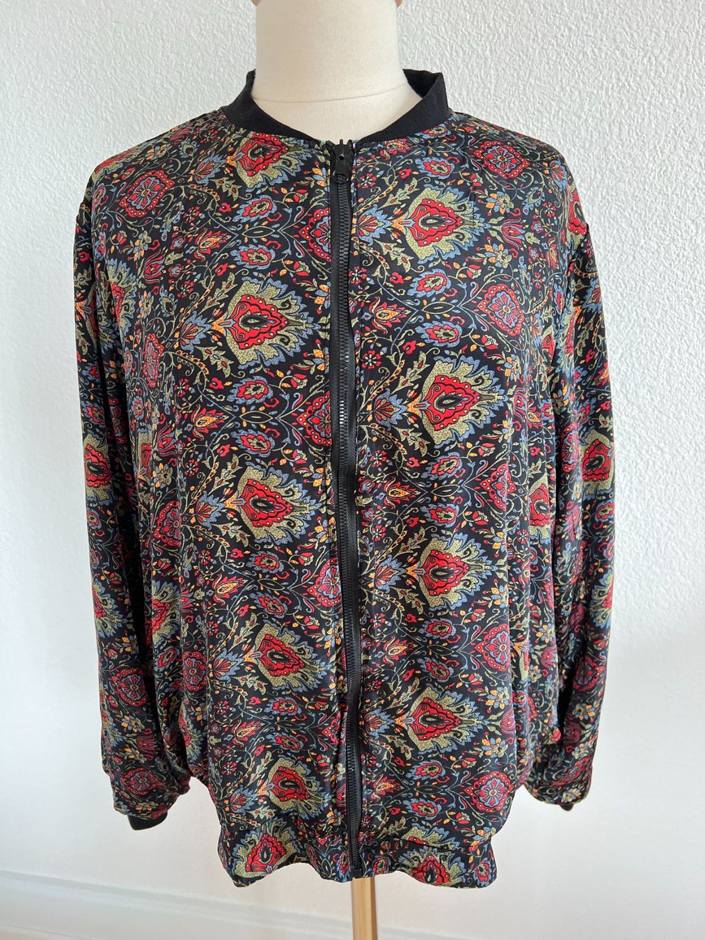 Giacche: Damen Wende Jacke in ca. Gr. 38 / 40 – Usato da Worb venduto da farben20zauber 1
