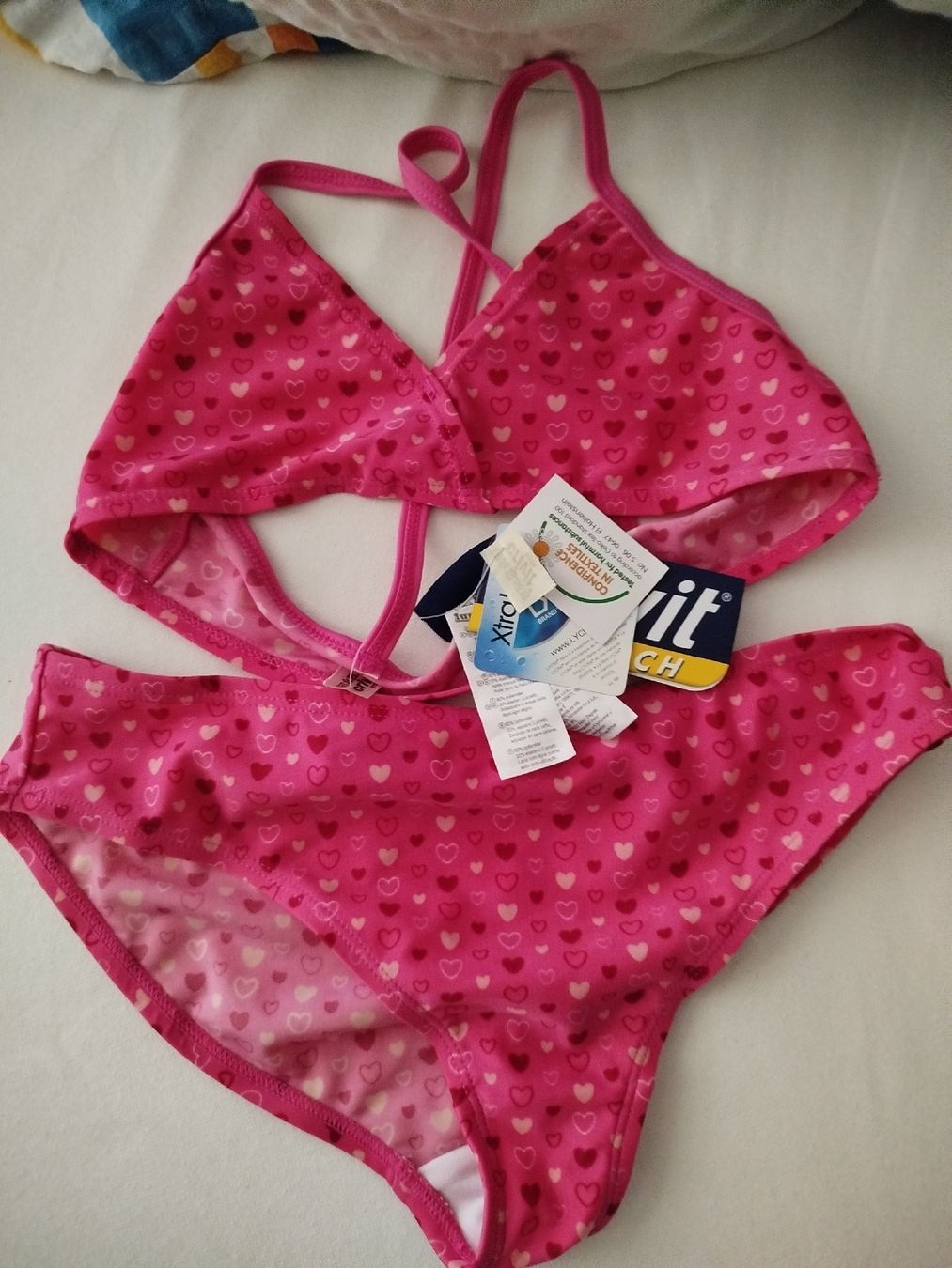 Costumi da bagno & Bikini: Badeanzug Pink mit Herzen Grösse 134/140 – Nuovo (secondo la descrizione) da Meiringen venduto da apl76