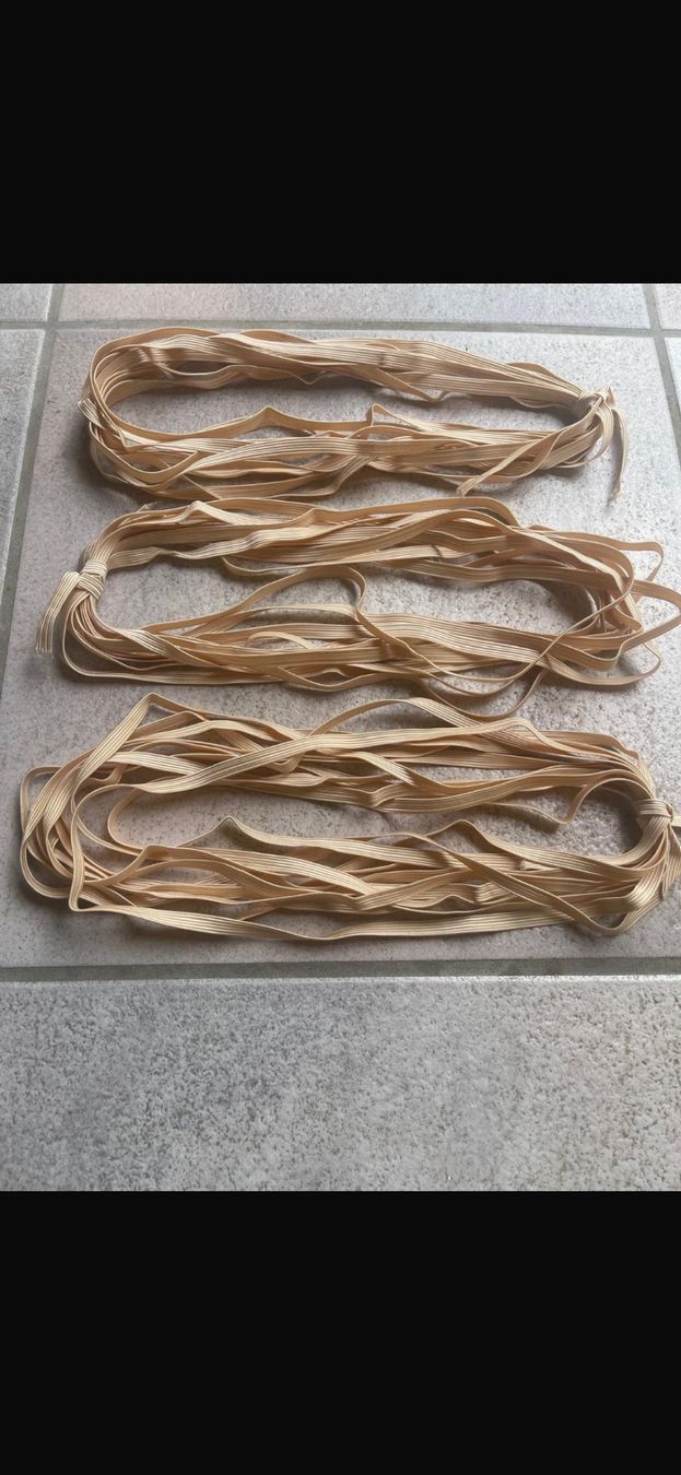 Sonstiges zum Basteln & Handarbeiten: Gummiband beige 21m – Neu (gemäss Beschreibung) aus Eglisau von Vidal_sosun