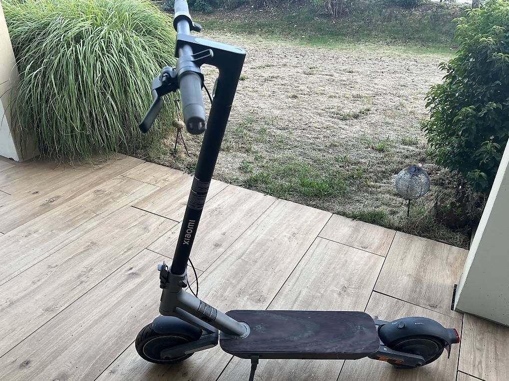 Scooter: Xiaomi 4 Ultra Swiss – Usato da Belp venduto da Trek_71