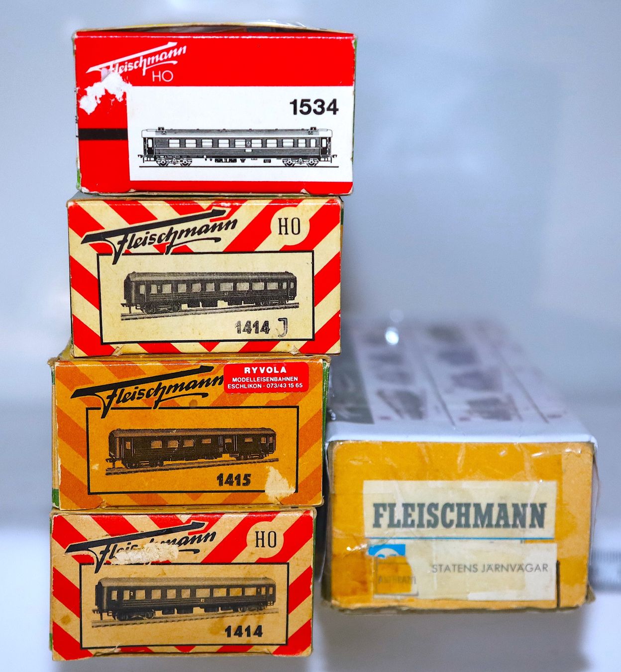 Fleischmann Modellini di ferrovie: SCHÖNE 5 TEILIGE FLEISCHMANN KOMPOSITION  SJ  OVP – Nuovo (secondo la descrizione) da Ipsach venduto da locky55 9