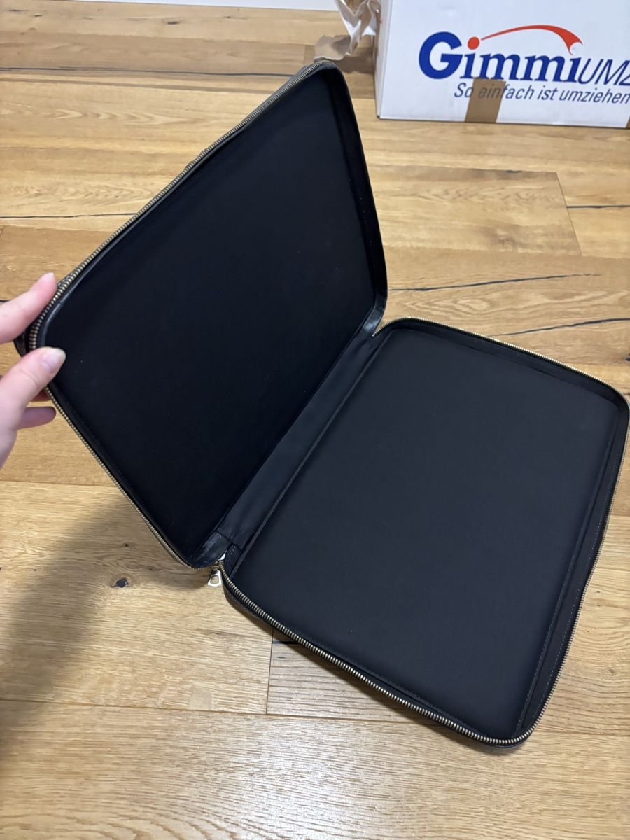 Taschen: Laptoptasche Cale's Leder schwarz NEU – Neu und originalverpackt aus Kirchberg SG von lar_8mw6 2