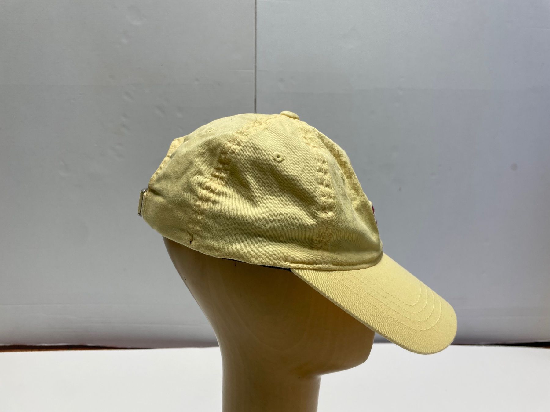Levi's Copricapi, berretti & cappellini: Vintage Y2K Levi's Cap – Usato da Zürich venduto da le_souk 3
