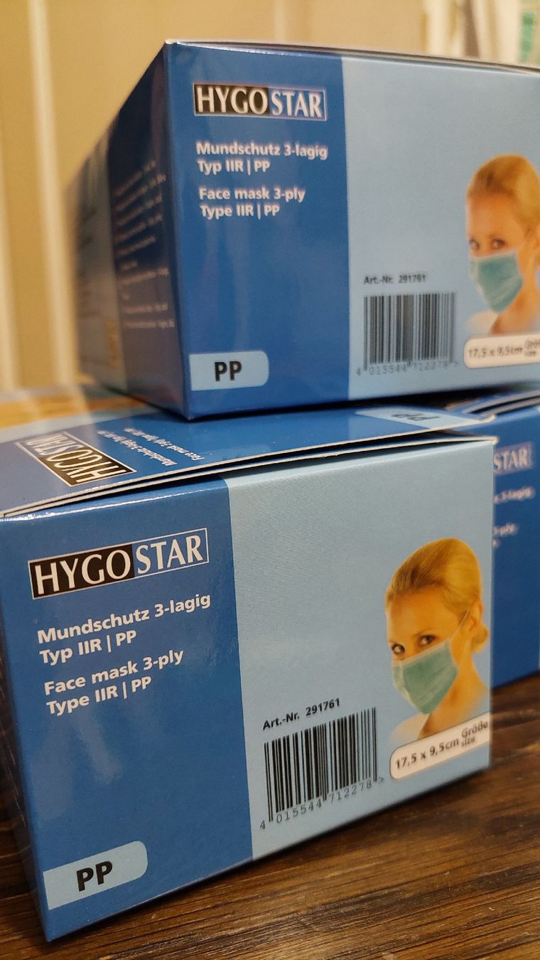 Prodotti per la cura medica: Gesichtsmasken einweg/Covid Masken/ – Nuovo e nell'imballaggio originale da Basel venduto da O-MEGA 3
