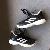 Adidas Tennis Schuhe 28