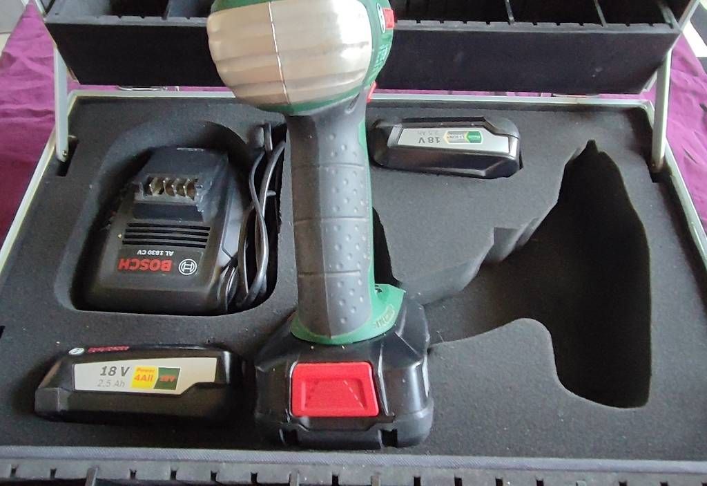 Trapani: Visseuse-perceuse Bosch PSR 18 LI-2 – Usato da Genf venduto da AdiOs2 2