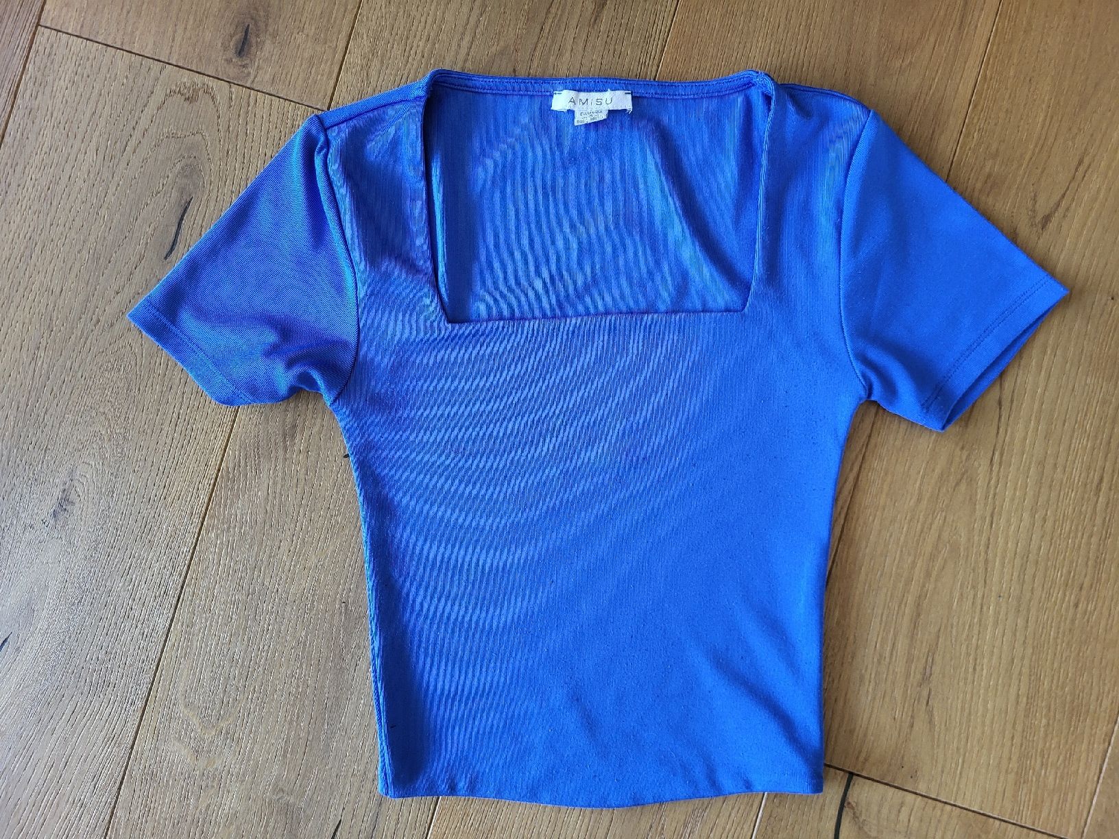 Camicette, T-shirt & Top: Haut bleu royal col taille S – Usato da Courroux venduto da Belleange