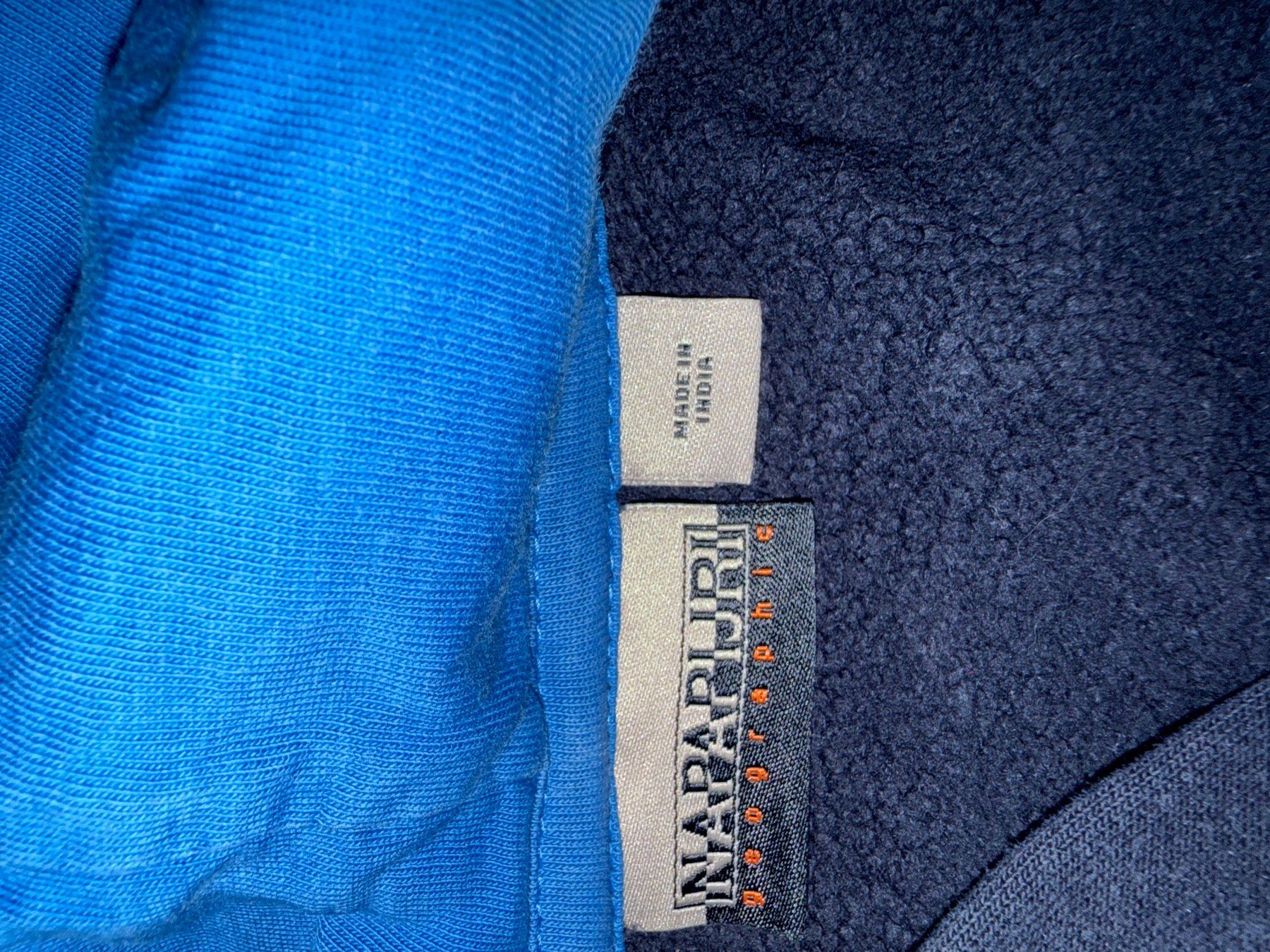 Pullover & Sweatshirts: Napapiji Pulli dunkelblau Grösse L – Gebraucht aus Rafz von Dasyfani 1