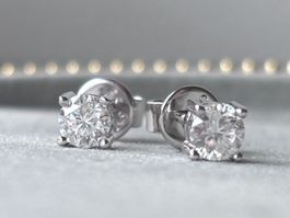 Moissanite Studs. 925 Silver, D color . 3 mm stone size.