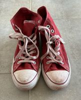 Red Converse All-Star Hi-Tops Gr. 40