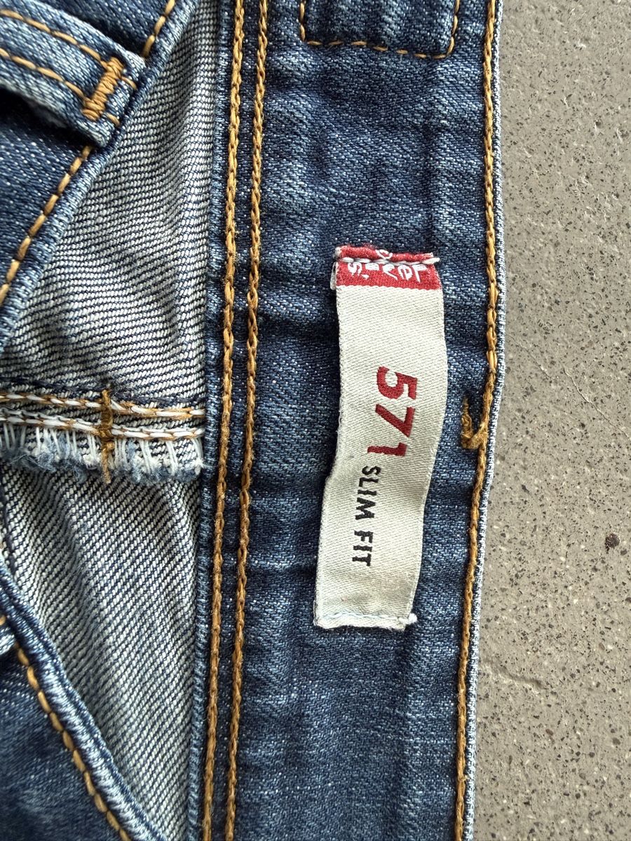 Jeans: Levis 571, Grösse 27/32 – Usato da Luzern venduto da mar_x96f 2