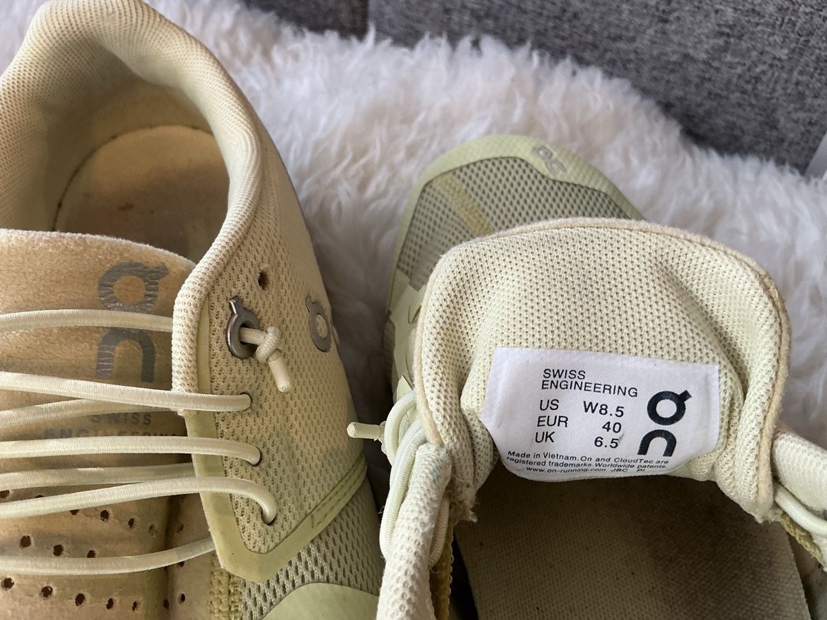 On Scarpe da donna: ON Sneaker  Schuhe Nr.40 – Usato da Untersiggenthal venduto da mei_k67m 2