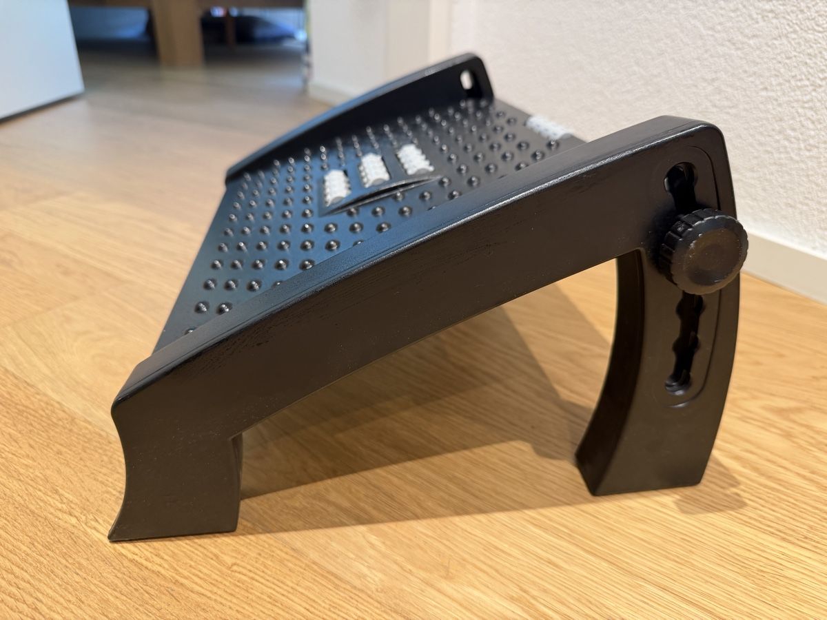 Altro in Decorazioni & Accessori: Höhenverstellbare Fussstütze – Nuovo (secondo la descrizione) da Langwiesen venduto da TinaB93 1
