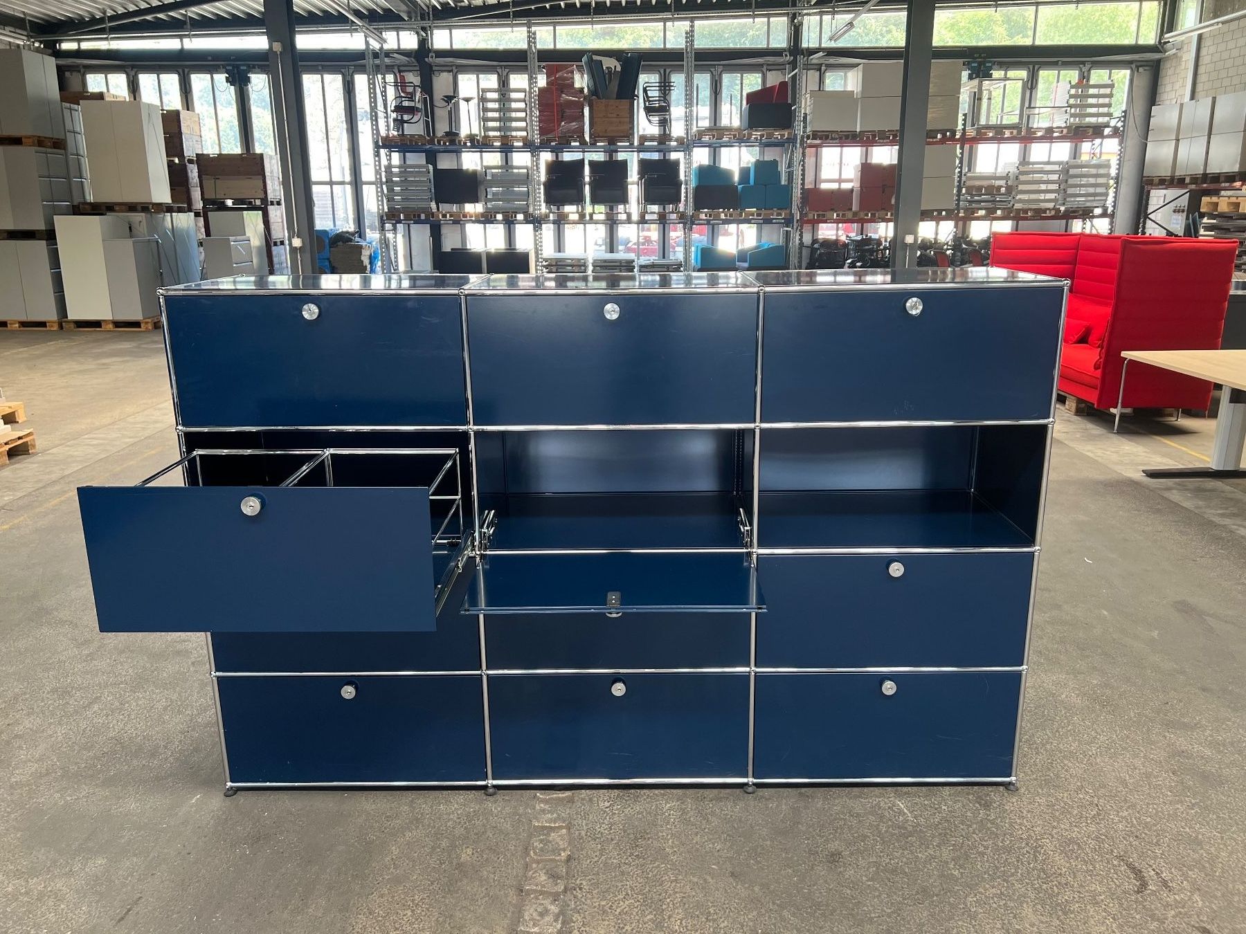 USM Scaffali: USM Haller Highboard 3x4 in blau – Usato da Wangen an der Aare venduto da TBYN 2