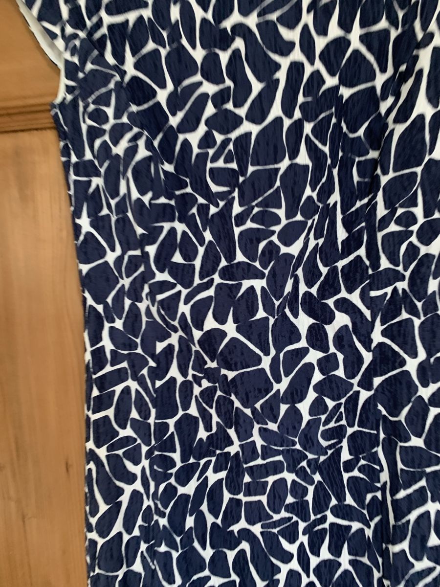 Alba Moda Kleider: Etuikleid blau/weiss Gr. 34 – Neu (gemäss Beschreibung) aus Teufen AR von parazello 1