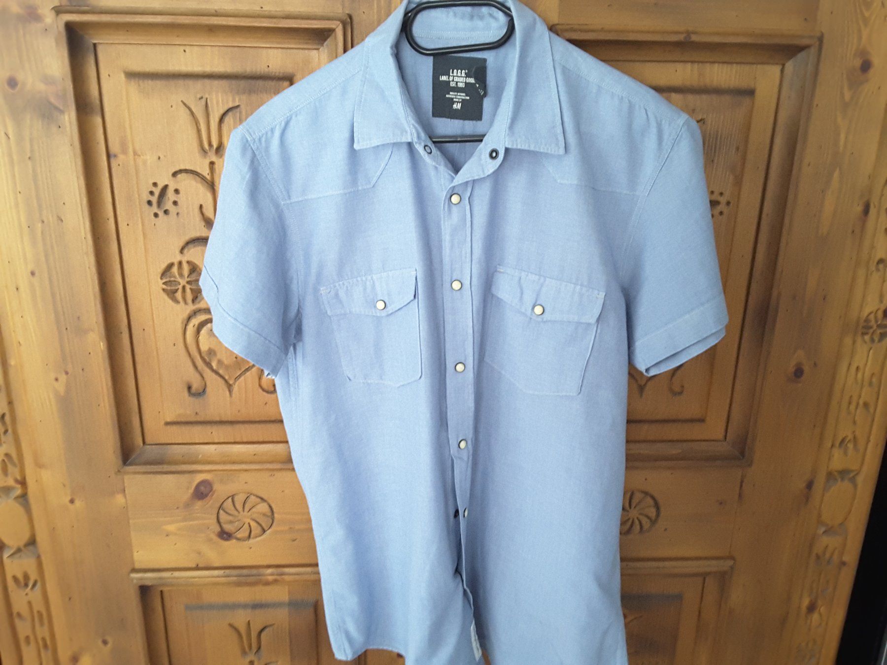H&M Camicie: Herren kurzarmhemd  Gr.L – Usato da Boppelsen venduto da tigimohrli